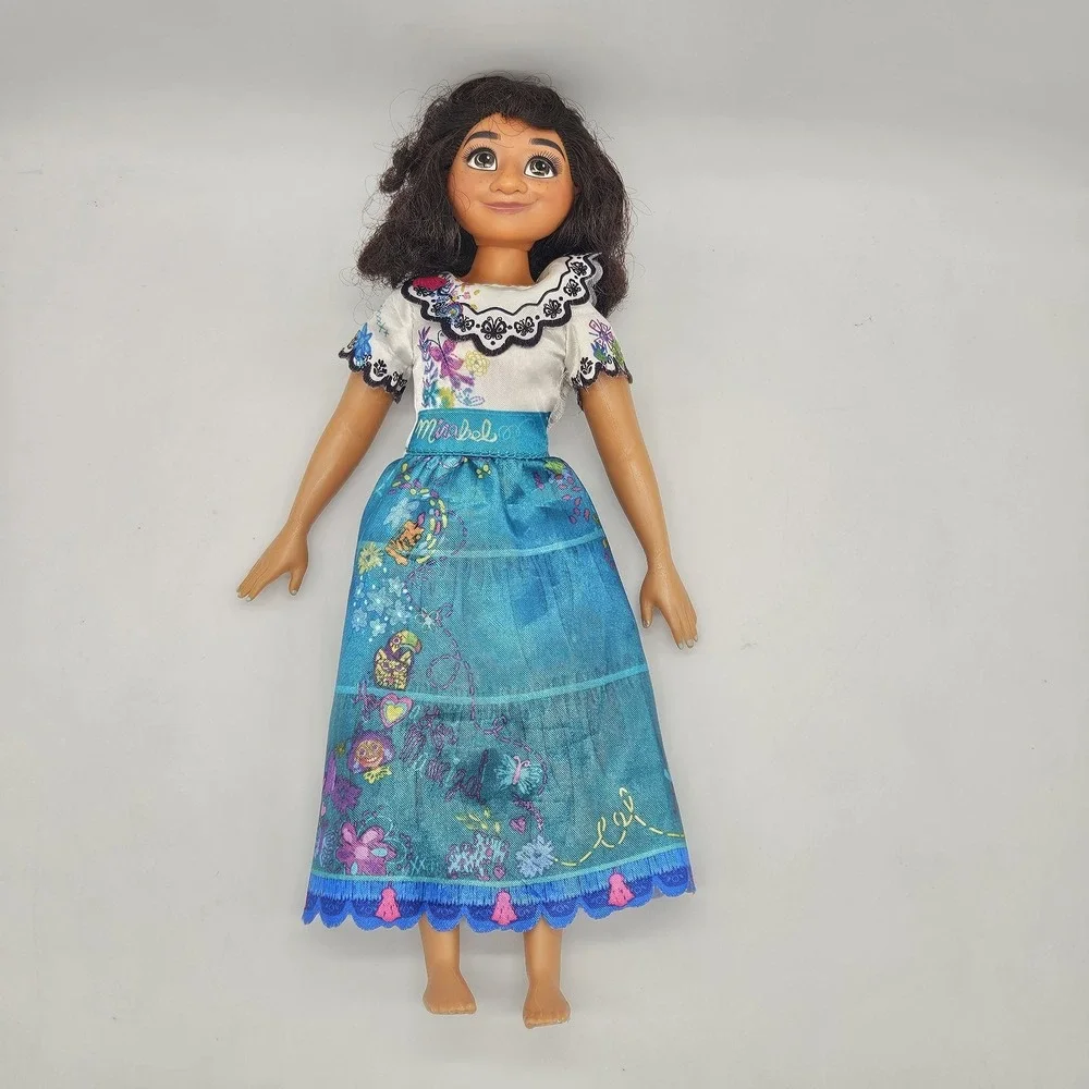 Disney Encanto Mirabel Madrigal Fashion Doll Jakks Pacific 11